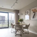 Birdseye Short Residentie Rotterdam-kralingen * 로테르담